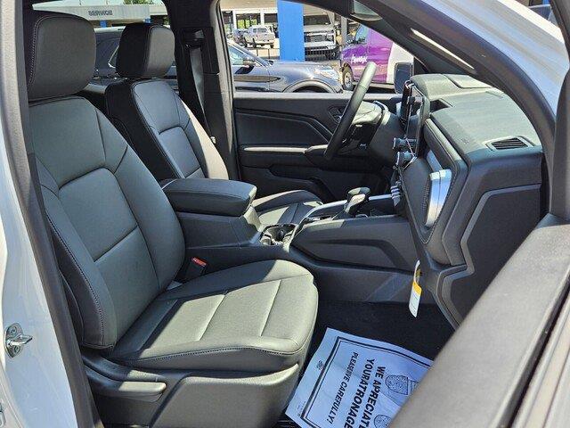 2025 Chevrolet Colorado LT - Photo 14