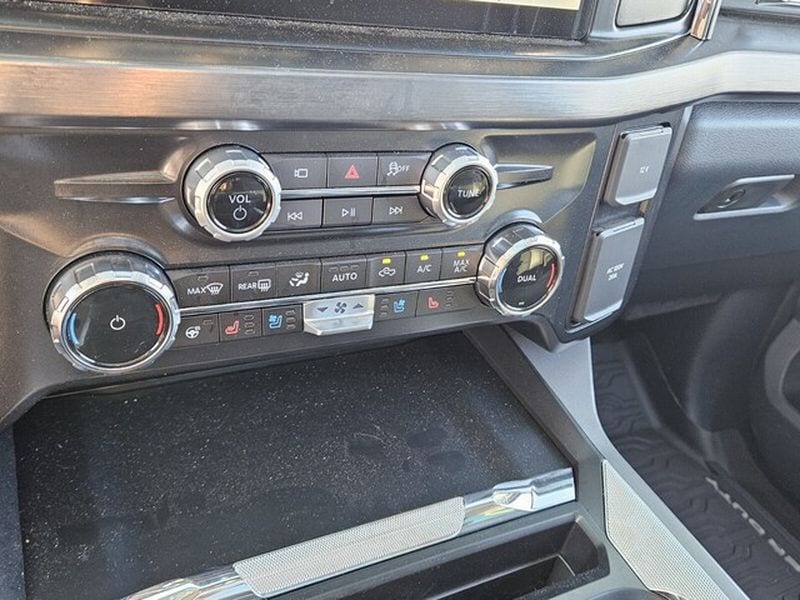 2025 Ford F-450 Super Duty Lariat - Photo 19