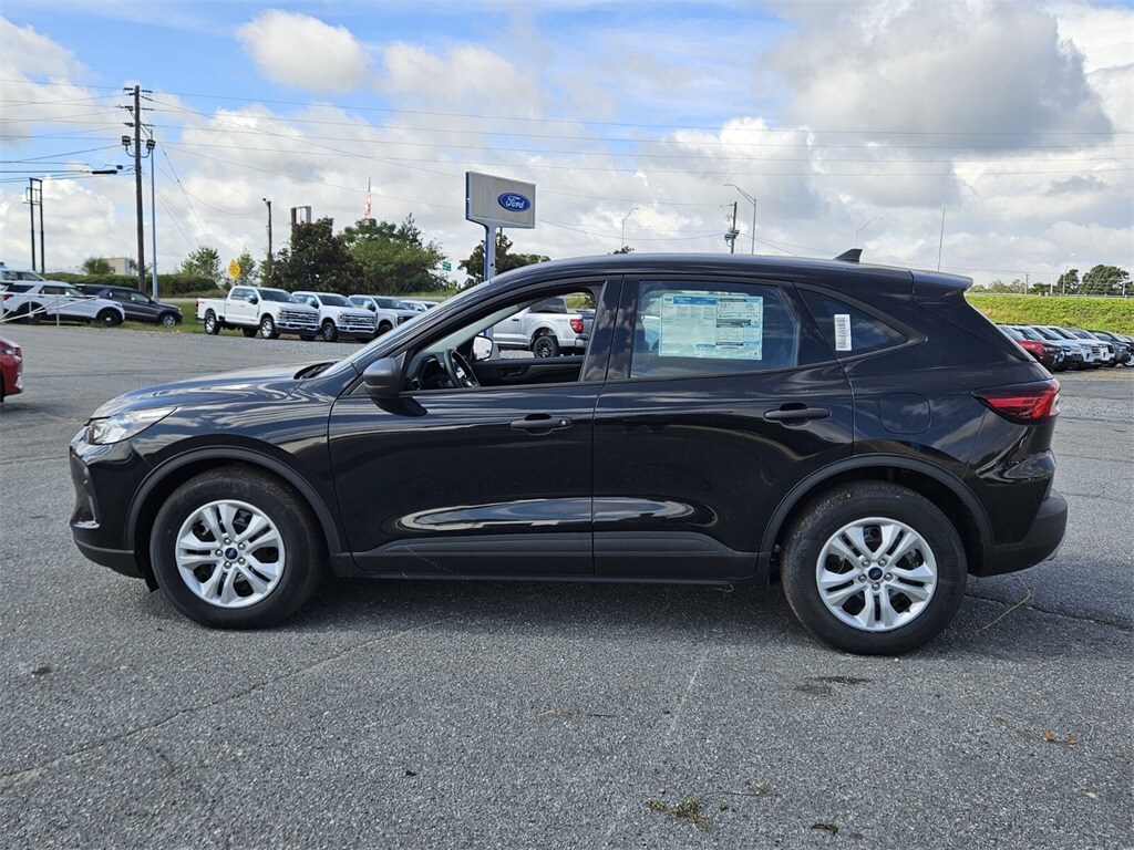 2024 Ford Escape Base photo 3
