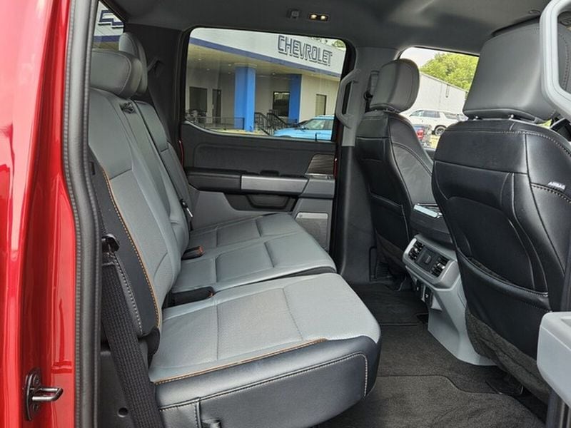 2024 Ford F-150 Lariat - Photo 14