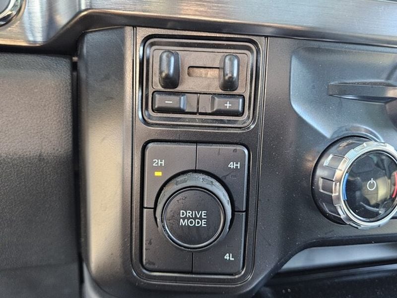 2025 Ford F-450 Super Duty Lariat - Photo 20