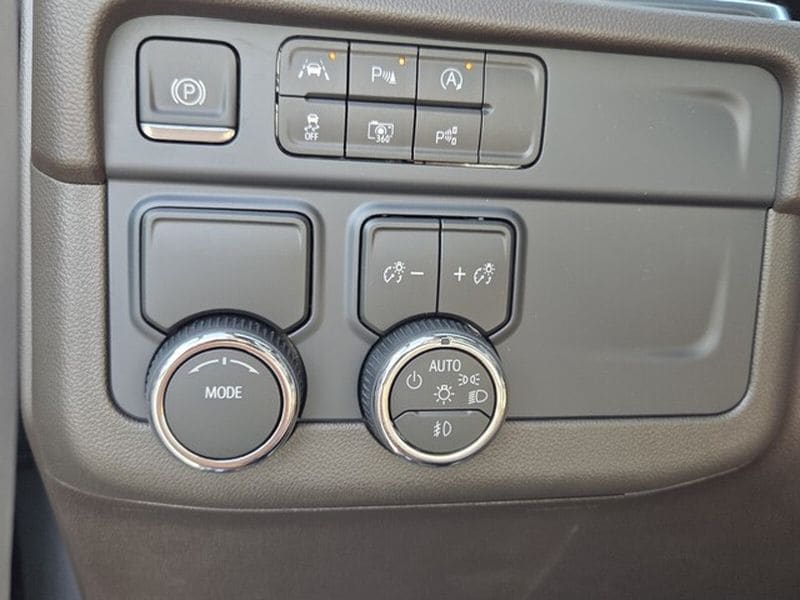 2026 Chevrolet Tahoe LT - Photo 27