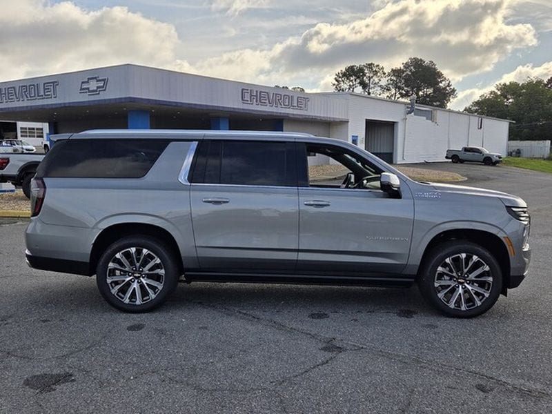 2026 Chevrolet Suburban High Country - Photo 15