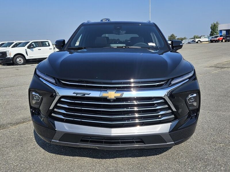 2025 Chevrolet Blazer Premier - Photo 2