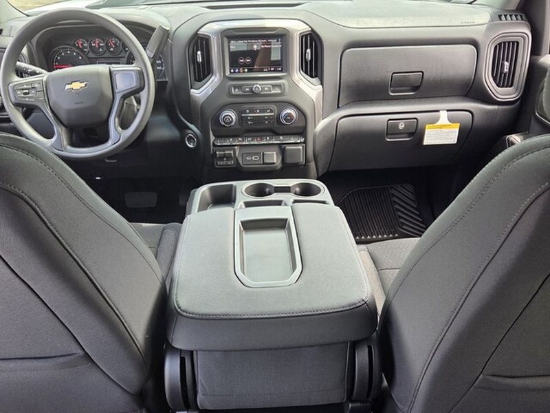 2026 Chevrolet Silverado 2500 HD Custom - Photo 8