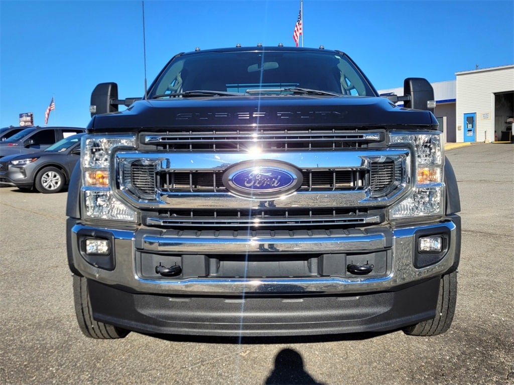 Used 2022 Ford F-550SD XLT Chassis
