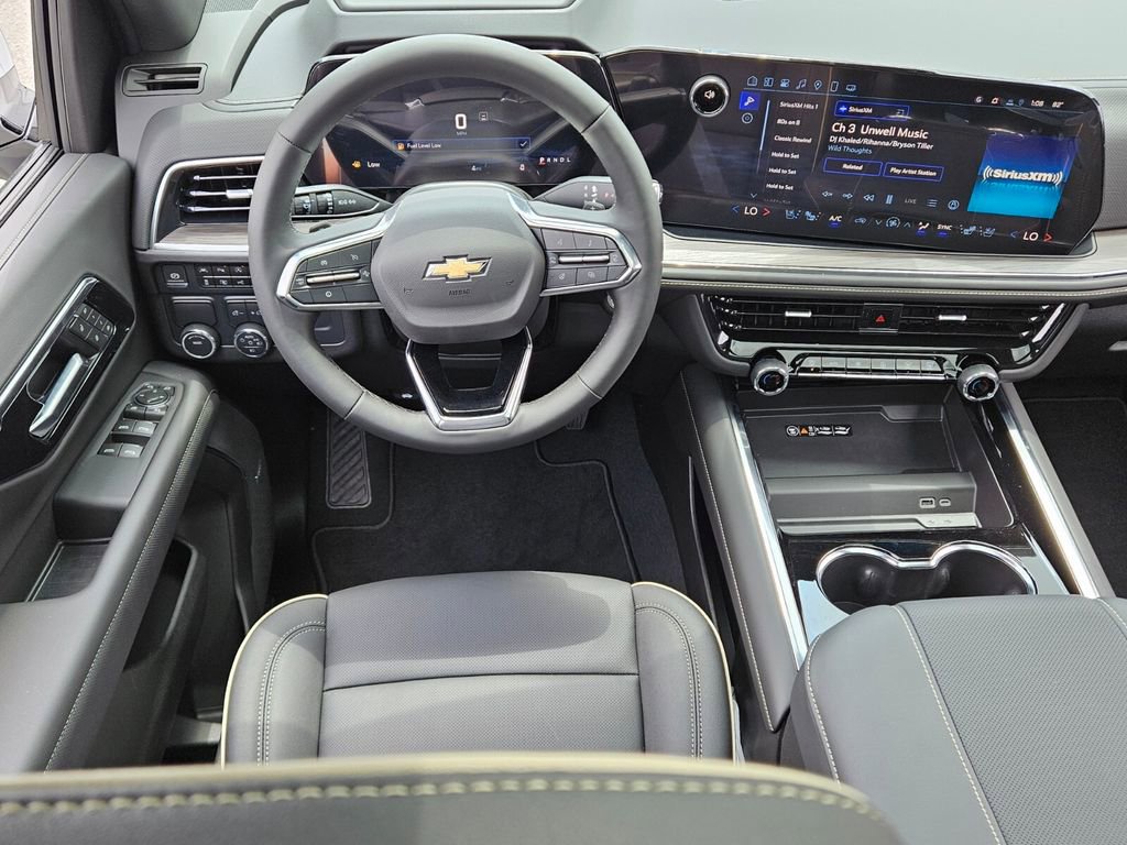 2025 Chevrolet Suburban Premier - Photo 7