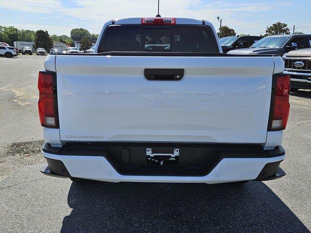 2025 Chevrolet Colorado LT - Photo 10