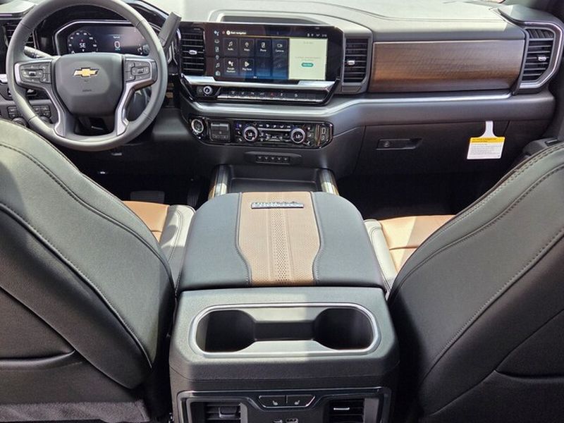 2026 Chevrolet Silverado 2500 HD High Country - Photo 8
