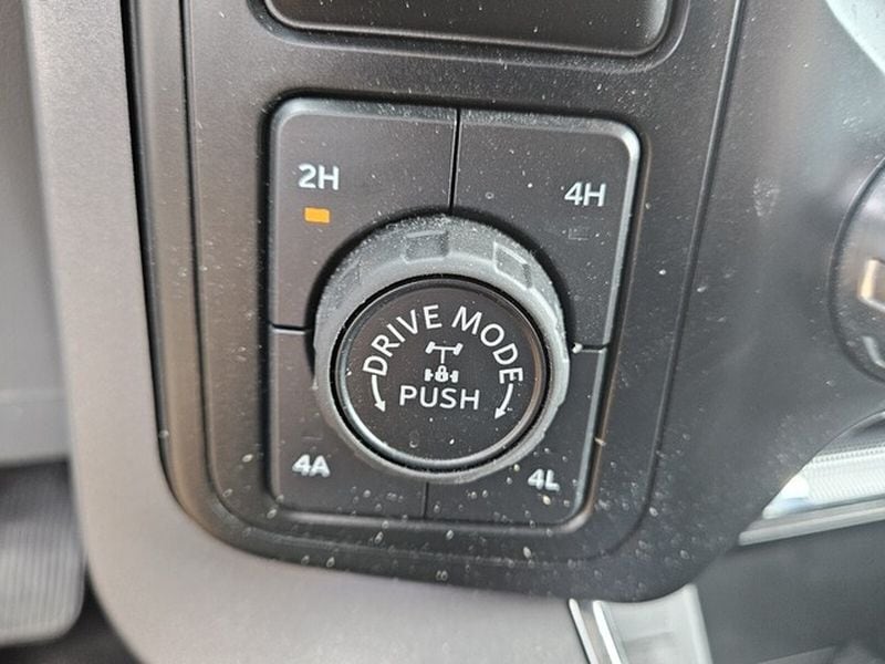 2024 Ford F-150 Lariat - Photo 23