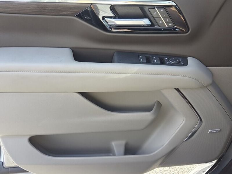 2026 Chevrolet Tahoe LT - Photo 28