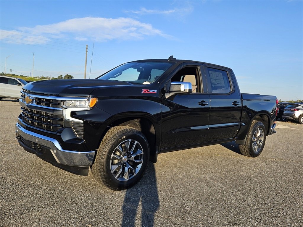 2026 Chevrolet Silverado 1500 LT photo 3