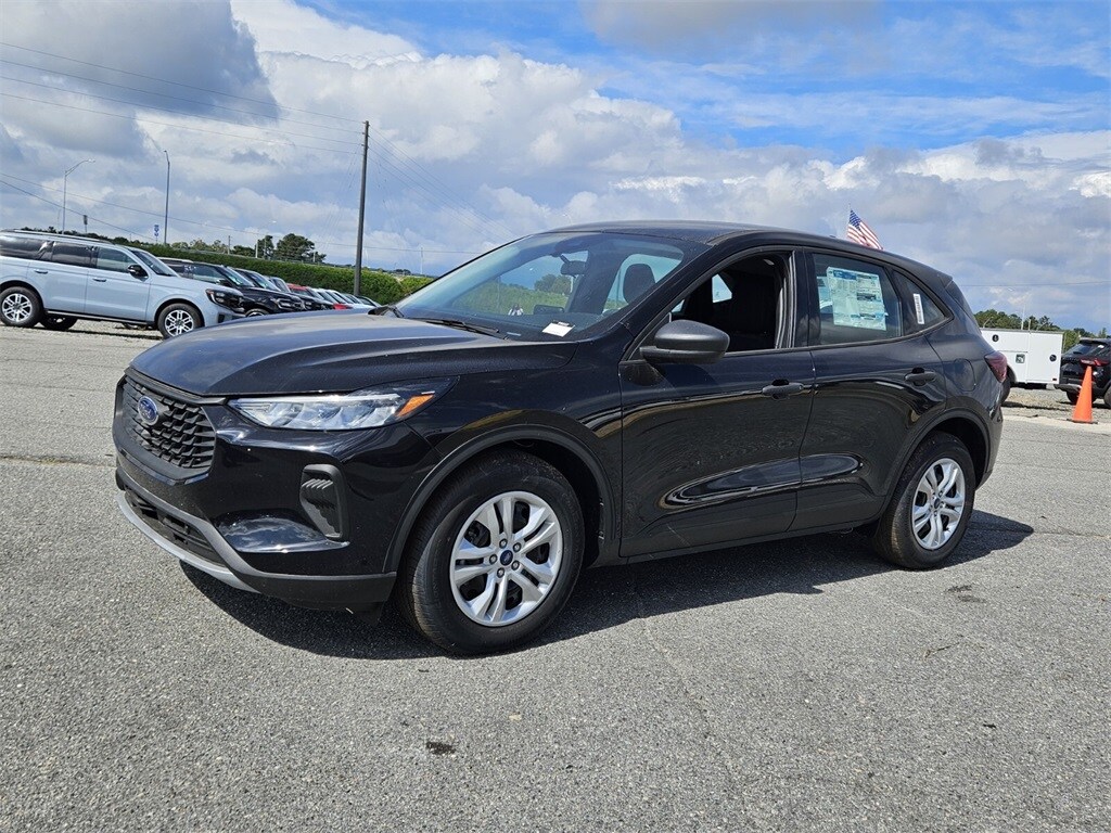 2024 Ford Escape Base photo 2