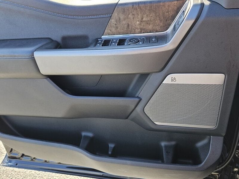 2025 Ford F-450 Super Duty Lariat - Photo 24