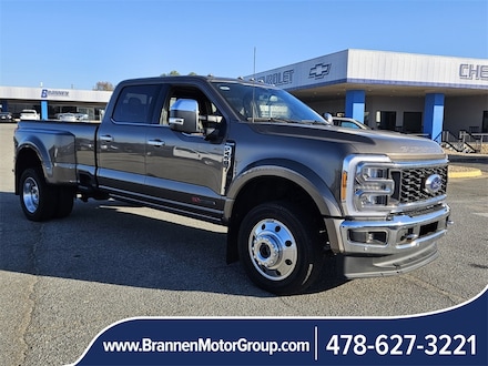 2023 Ford F-450SD King Ranch Truck