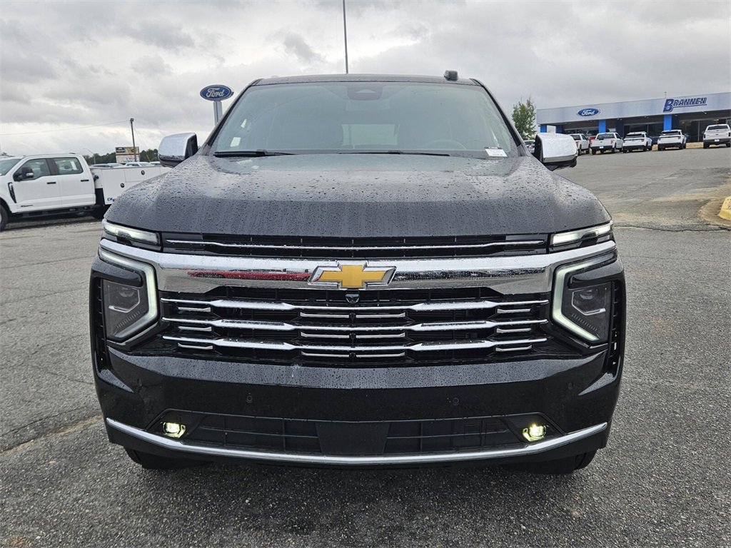 2025 Chevrolet Tahoe Premier photo 2