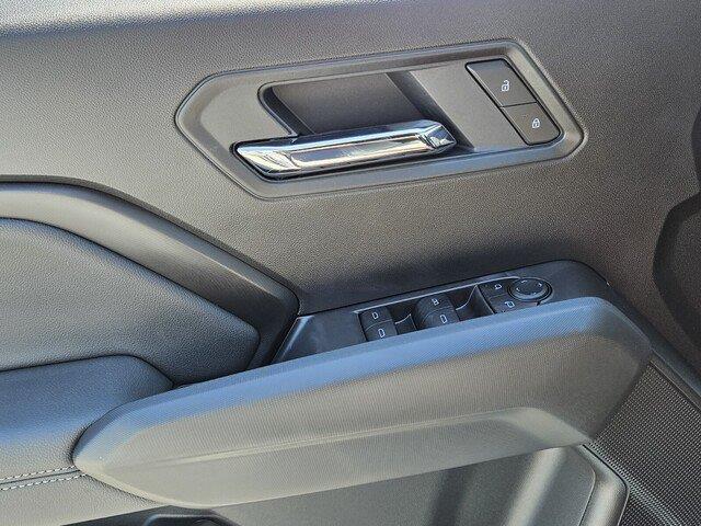 2025 Chevrolet Colorado LT - Photo 24