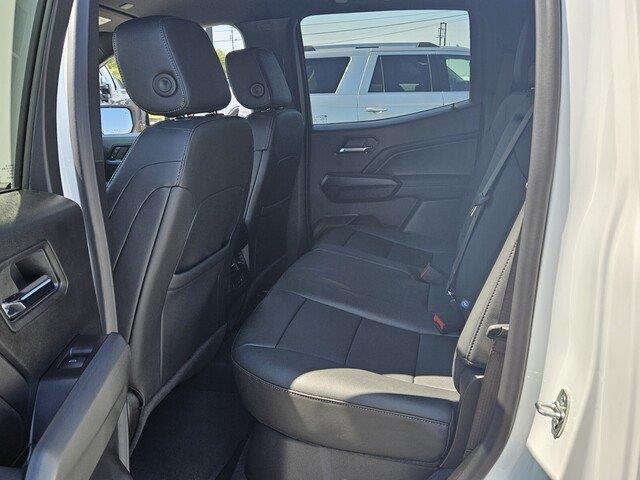 2025 Chevrolet Colorado LT - Photo 6