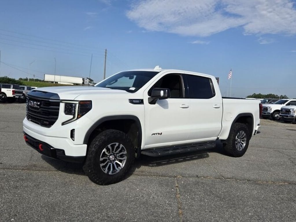 Used 2022 GMC Sierra 1500 AT4 Truck