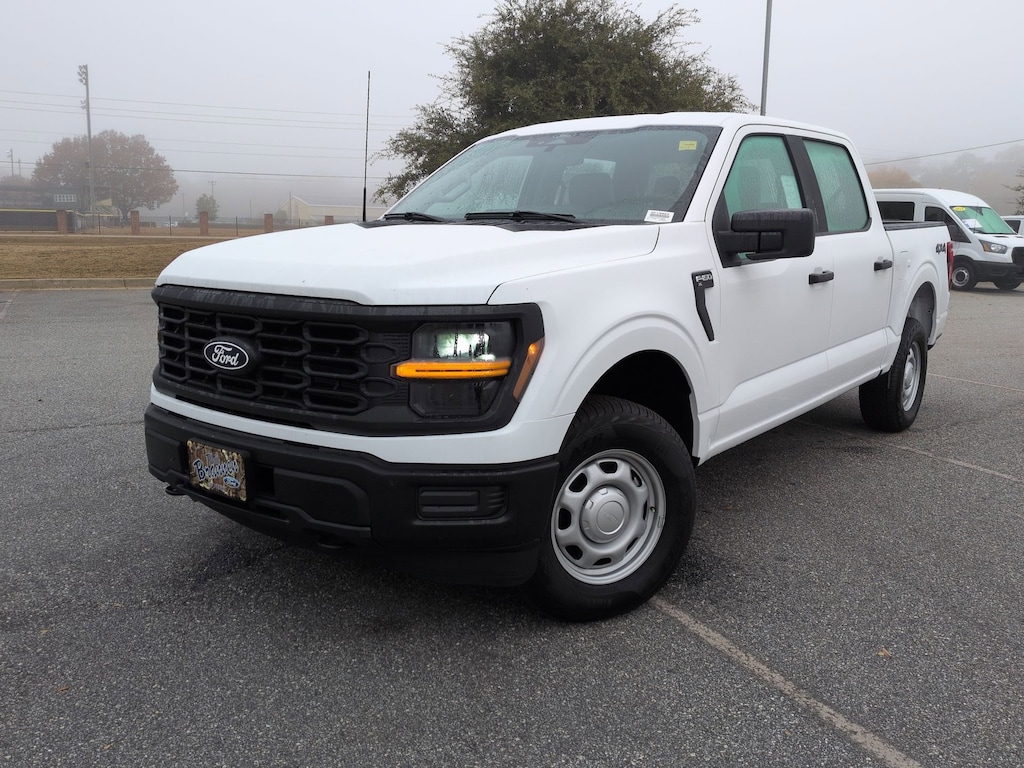 New 2025 Ford F-150 XL XL 4WD SuperCrew 5.5 Box