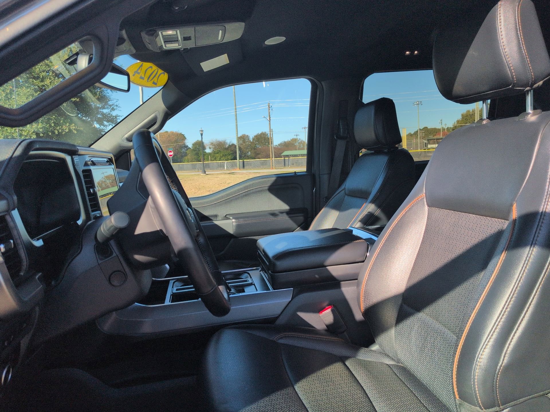 2024 Ford F-150 Lariat - Photo 15