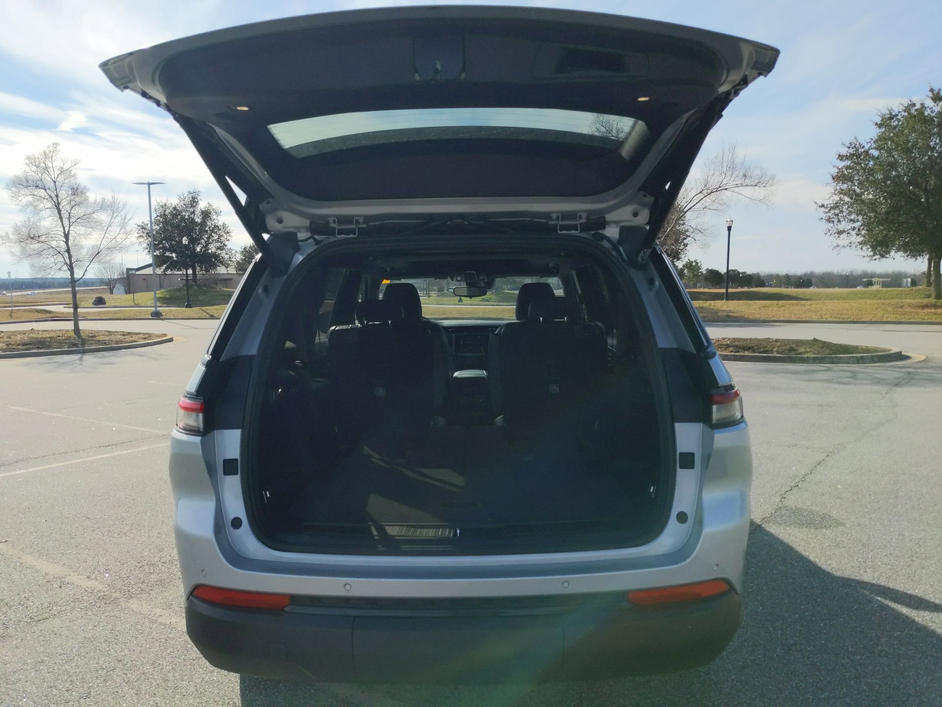 2024 Jeep Grand Cherokee L Altitude - Photo 12