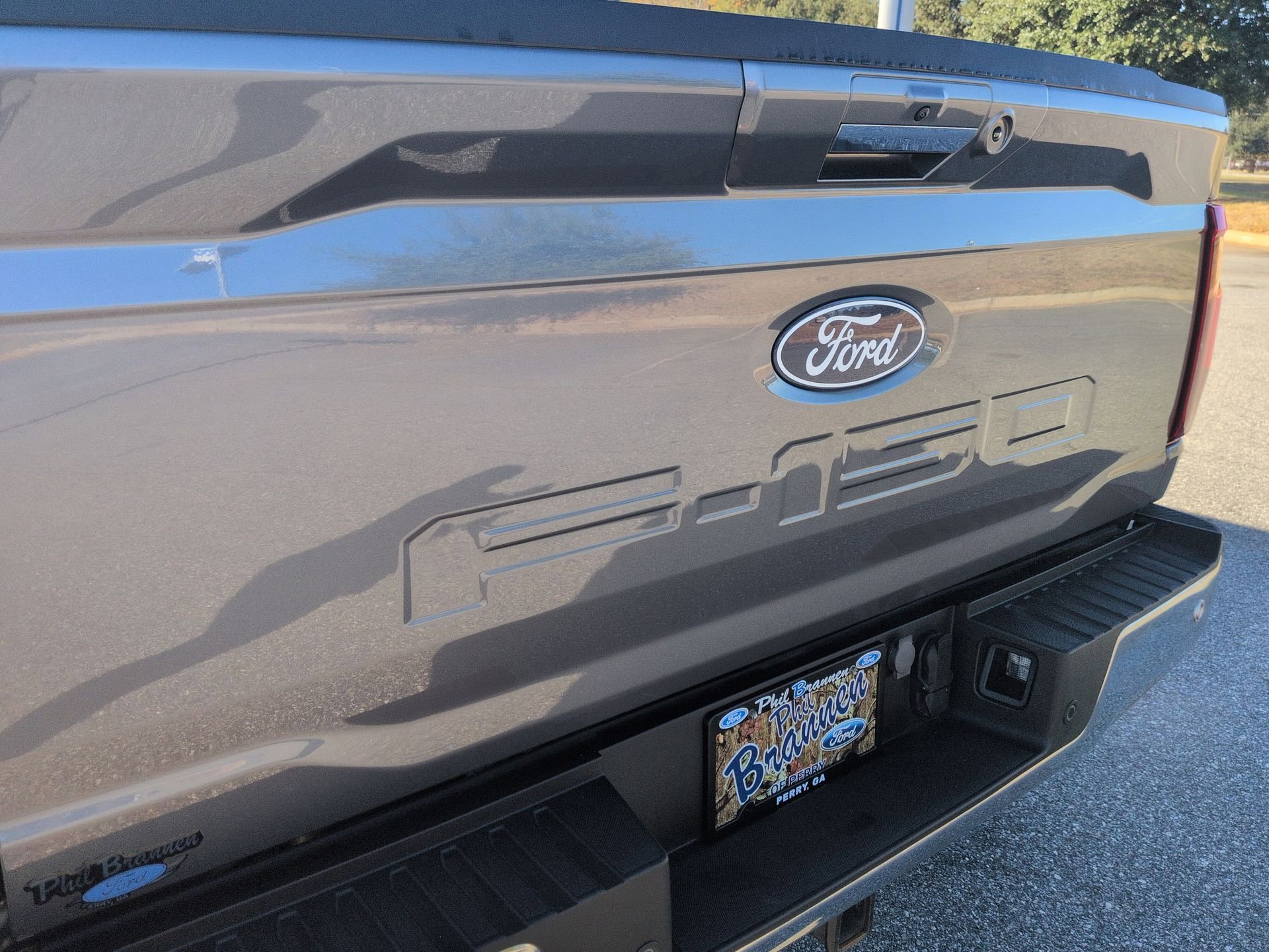 2024 Ford F-150 Lariat - Photo 11