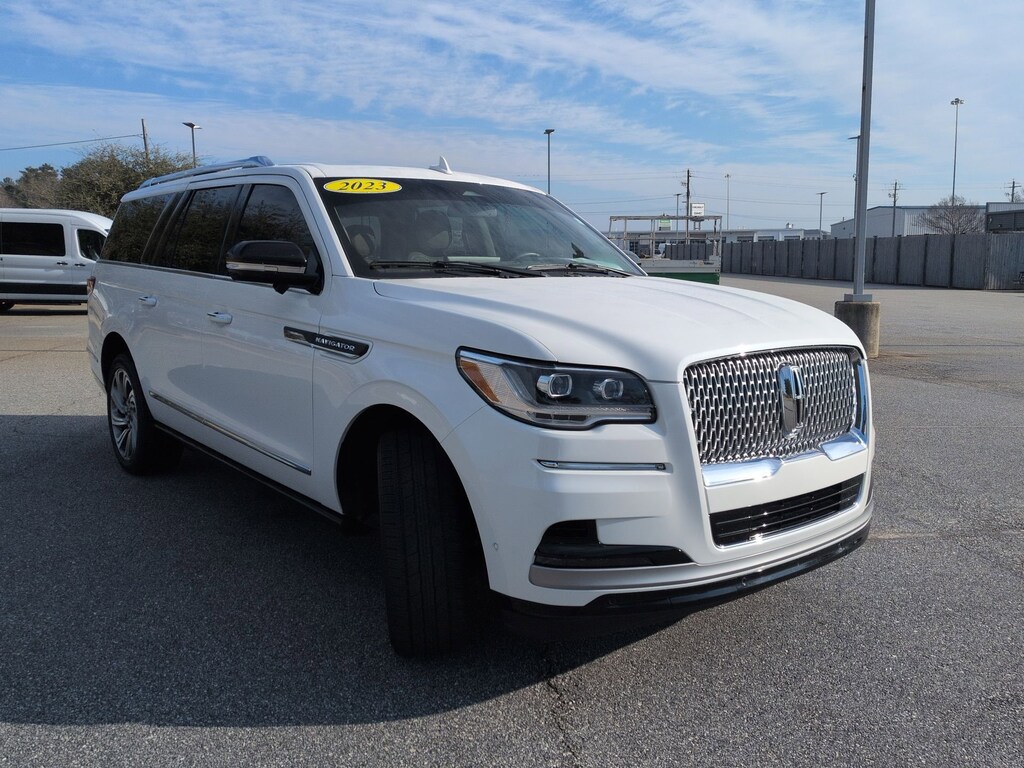 Used 2023 Lincoln Navigator L Reserve Reserve 4x4