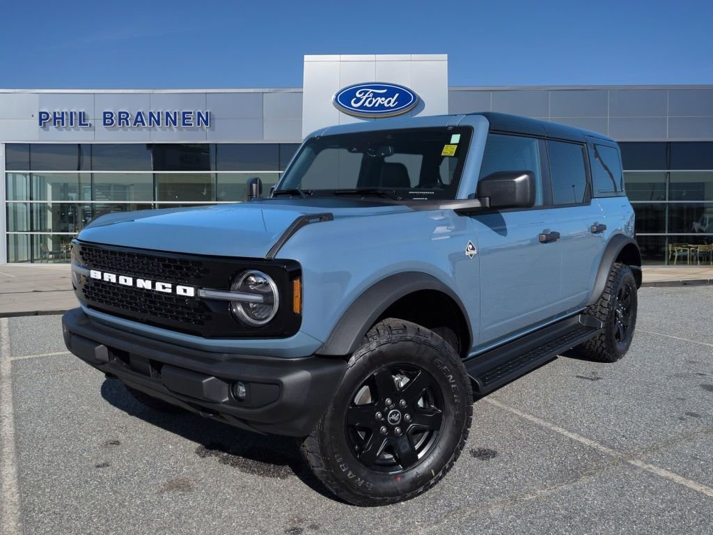 2025 Ford Bronco 4-Door Outer Banks's photo