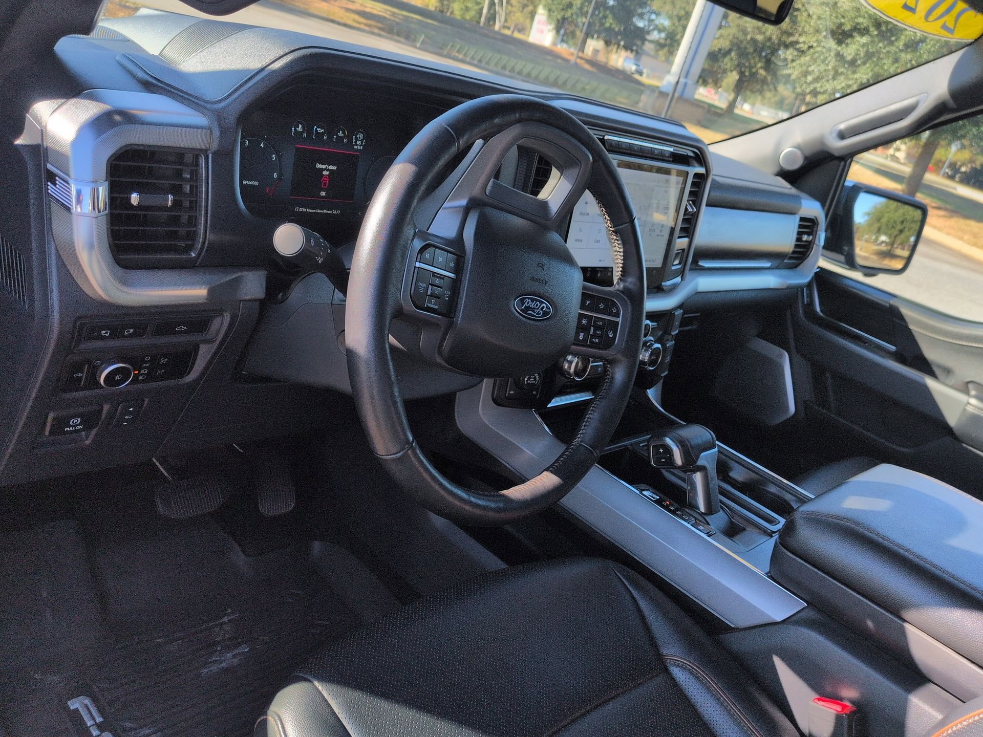 2024 Ford F-150 Lariat - Photo 16