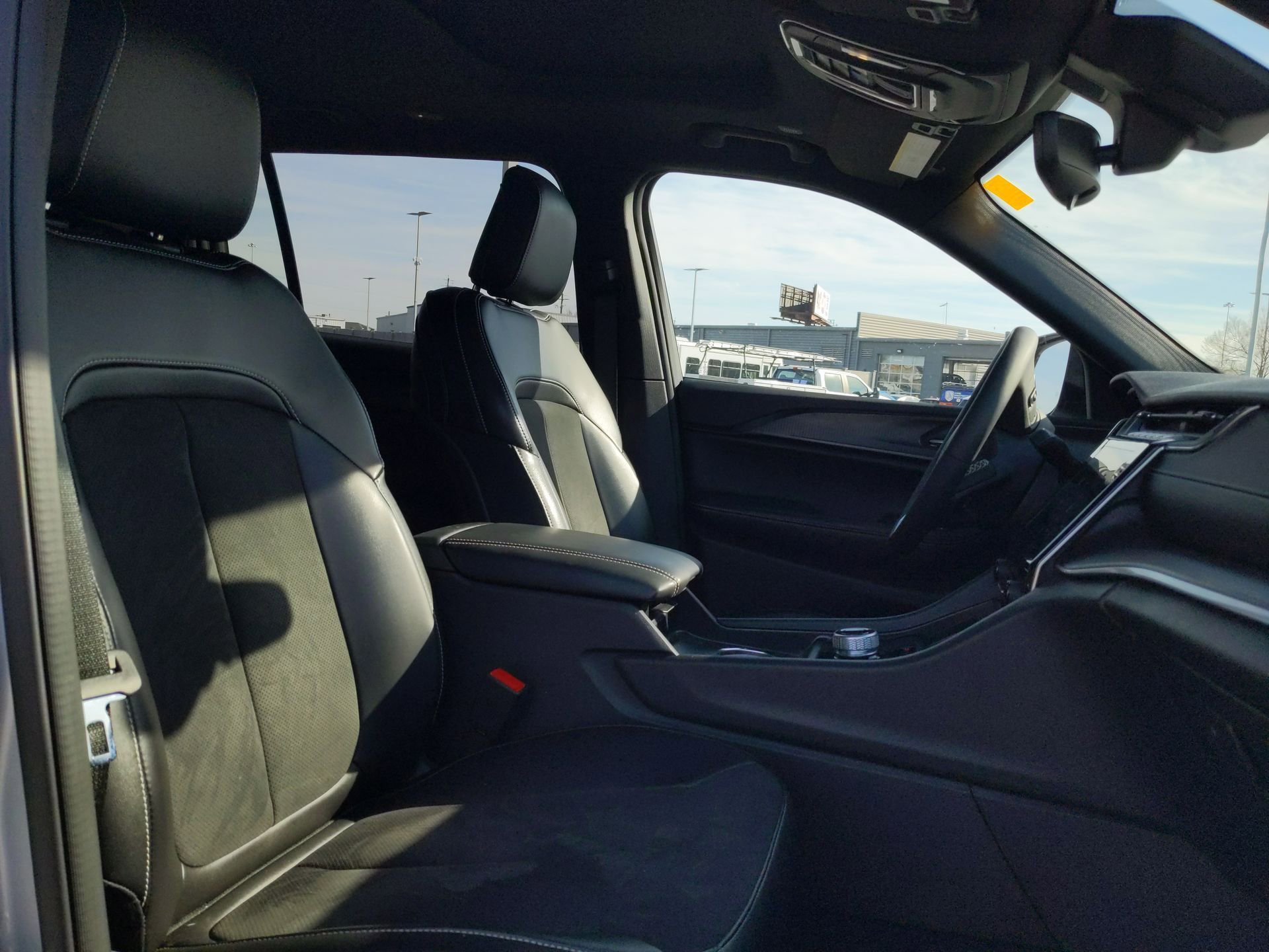2024 Jeep Grand Cherokee L Altitude - Photo 33