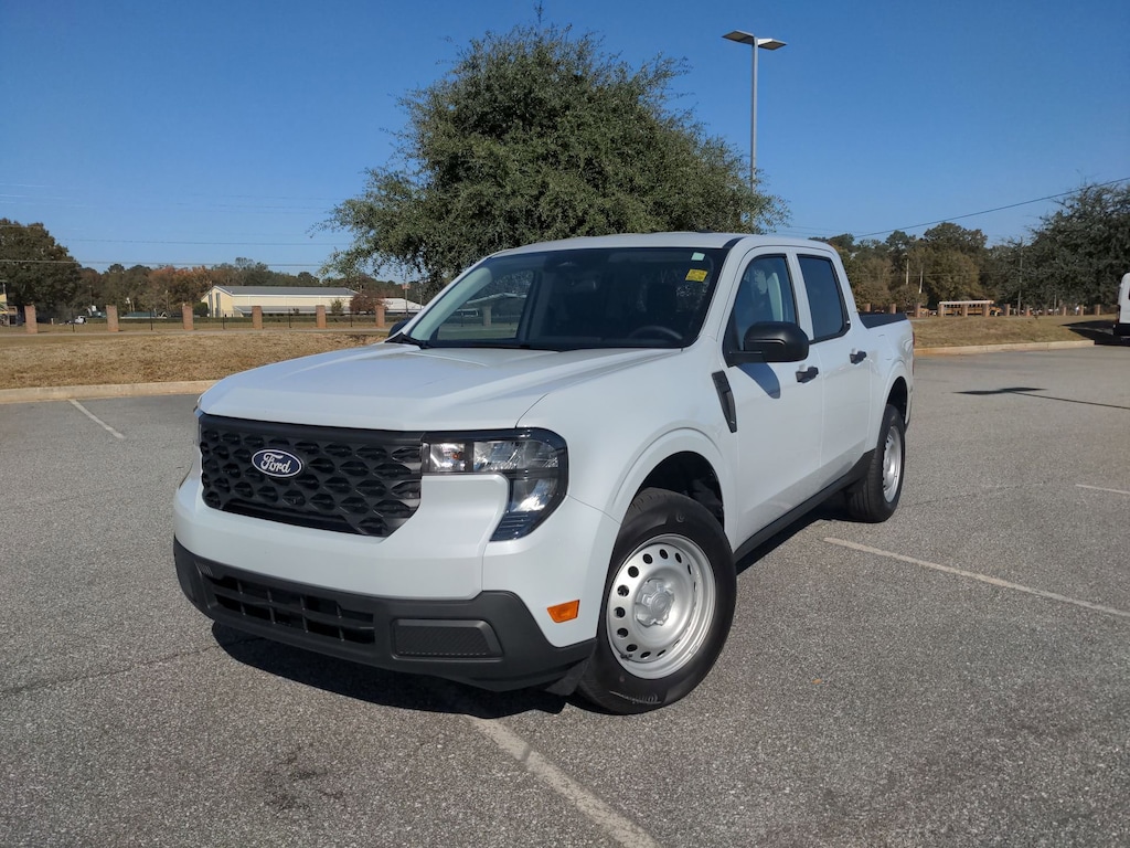 New 2025 Ford Maverick XL TRUCK