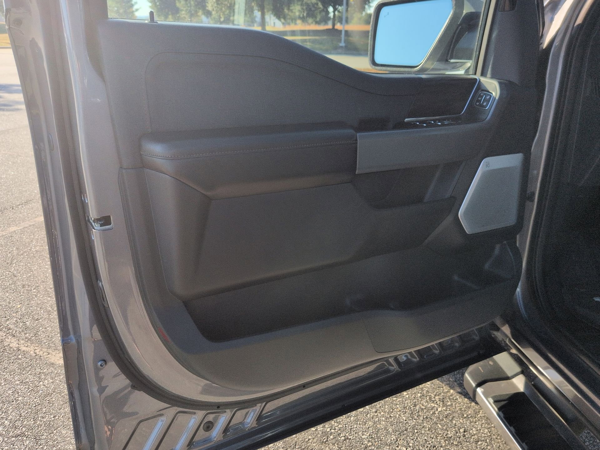 2024 Ford F-150 Lariat - Photo 14