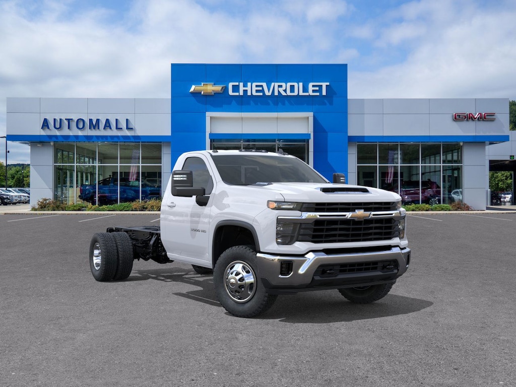 New 2026 Chevrolet Silverado 3500 HD Chassis Cab LT Truck