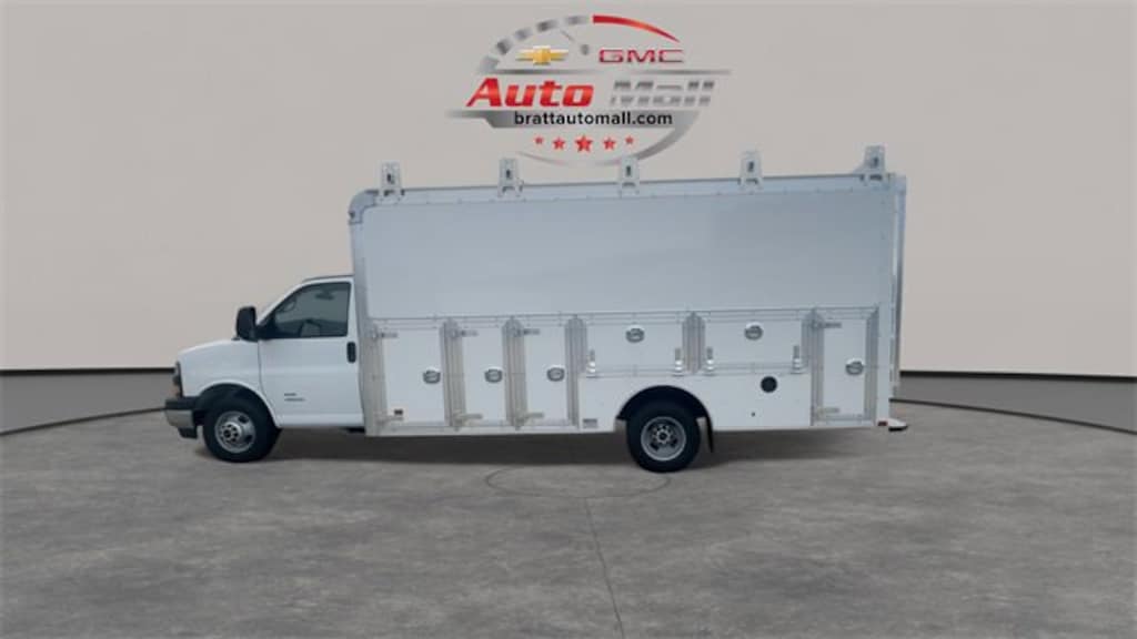 New 2025 GMC Savana Cutaway 4500 2WT Cutaway Van