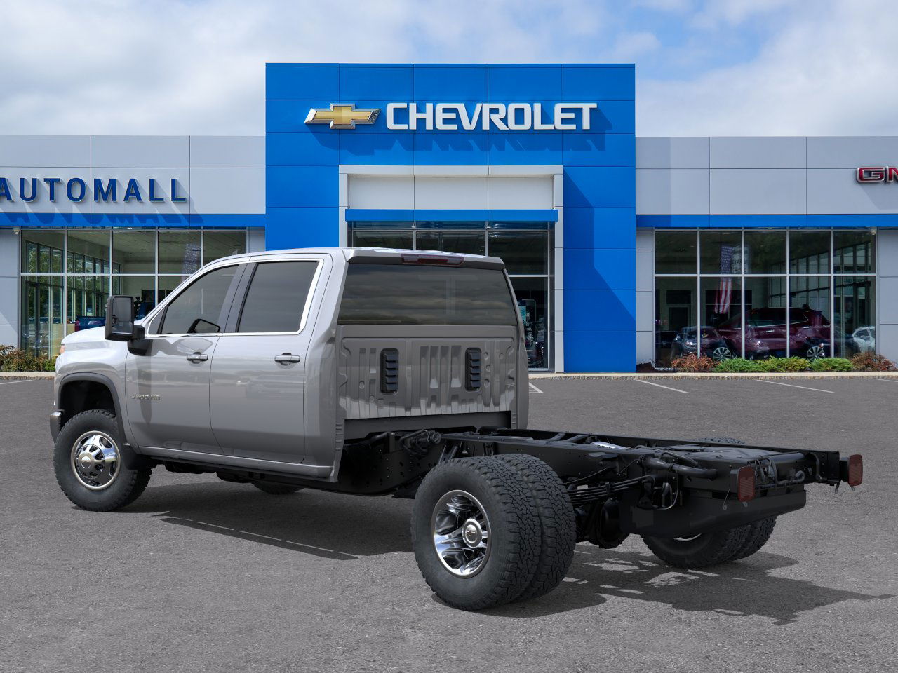 2025 Chevrolet Silverado 3500HD LT photo 3