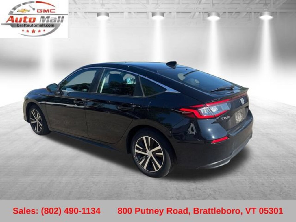 Used 2024 Honda Civic Hatchback LX Hatchback