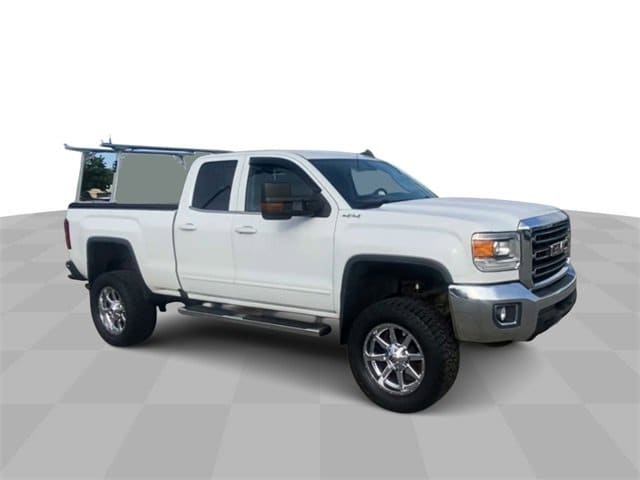 Used 2017 GMC Sierra 2500HD SLE with VIN 1GT22SEGXHZ233881 for sale in Brattleboro, VT