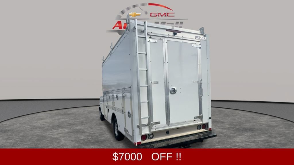 New 2025 Chevrolet Express Cutaway 3500 1WT Cutaway Van