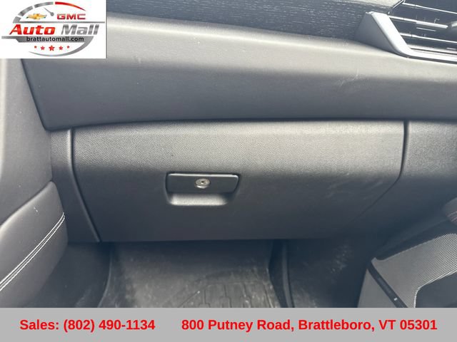 2025 GMC Yukon AT4 Ultimate - Photo 19