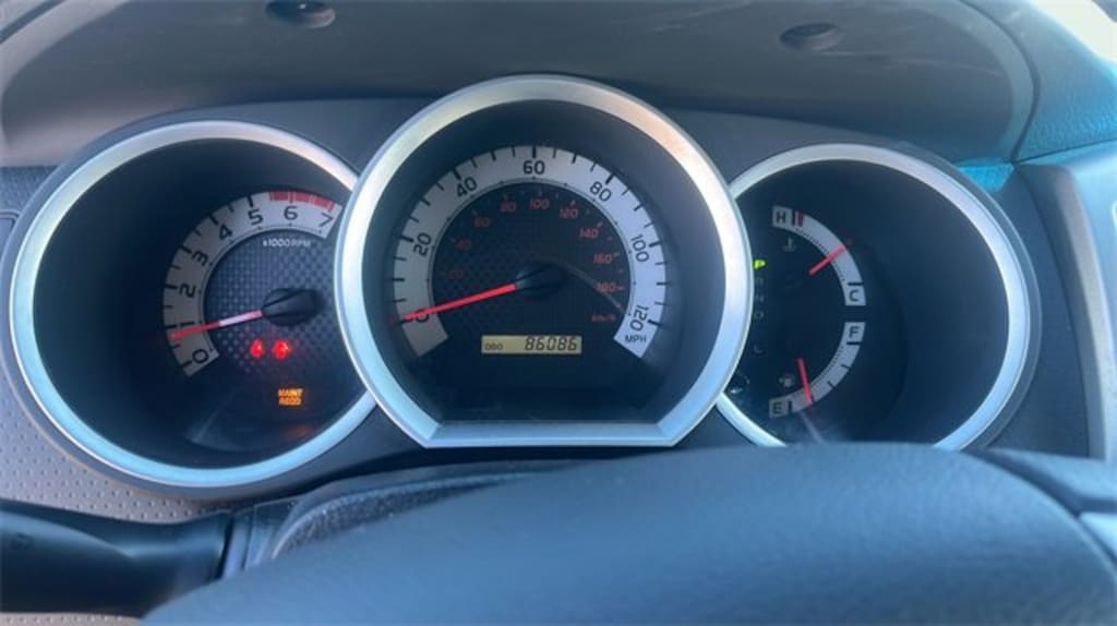 Used 2015 Toyota Tacoma Base V6 Truck