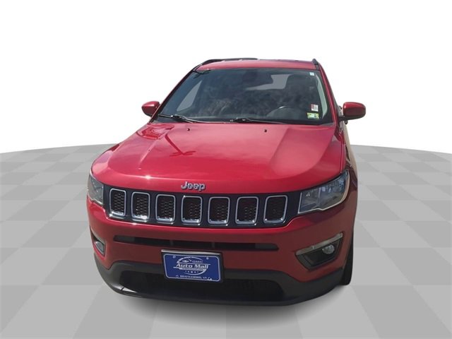 2019 Jeep Compass Latitude photo 3