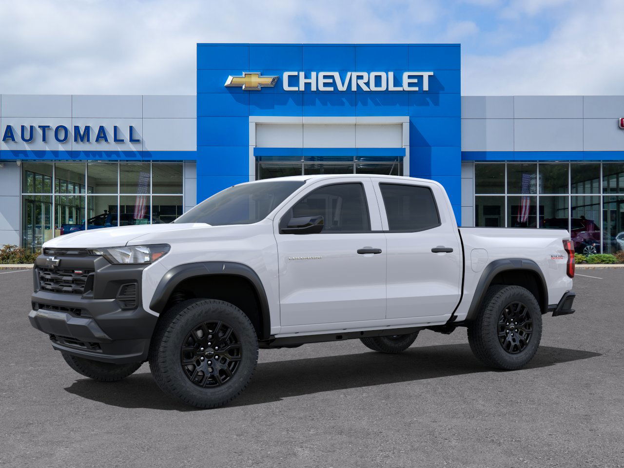 2025 Chevrolet Colorado Trail Boss photo 2