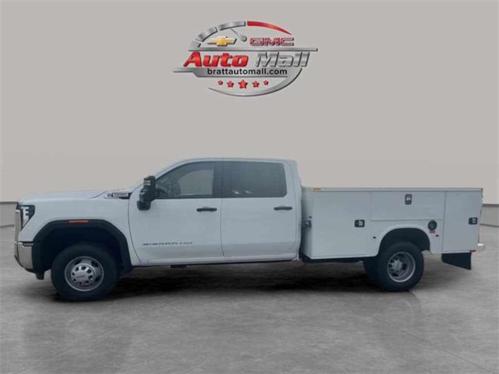 New 2025 GMC Sierra 3500 HD Chassis Cab Pro Truck