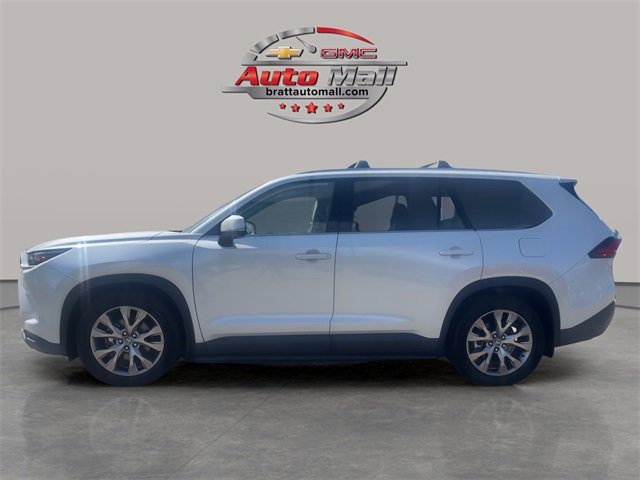 2024 Toyota Highlander Hybrid Limited photo 3