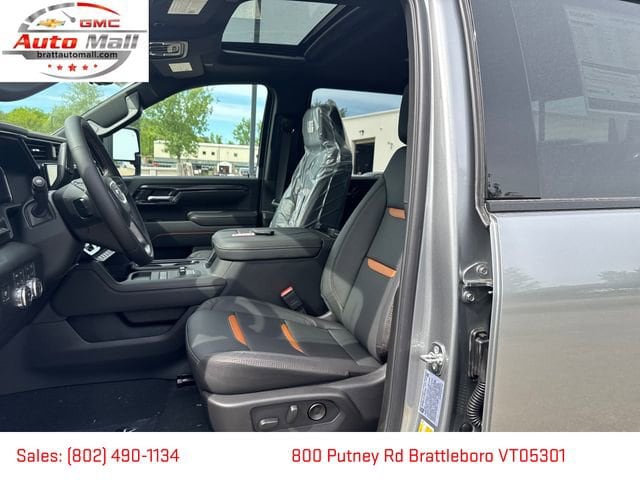 2026 GMC Sierra 3500HD AT4 - Photo 9
