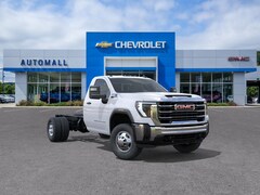 2026 GMC Sierra 3500 HD Chassis Cab Pro Truck