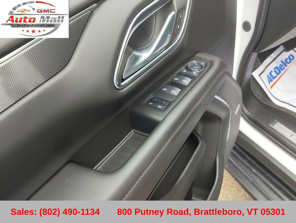 2024 Chevrolet Suburban RST - Photo 11