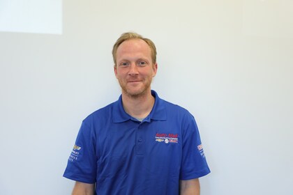 Staff member KEVIN from ID_cd8c6f