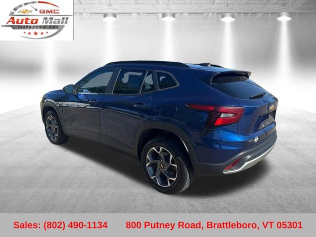 Used 2024 Chevrolet Trax LT SUV